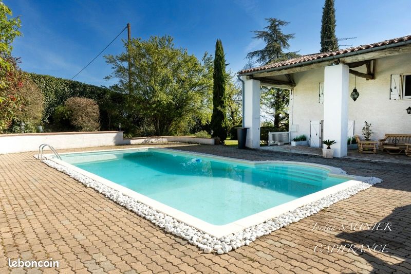 Maison 7 pièces 320 m² · à Puylaurens · 320 m² · 495 000 €
