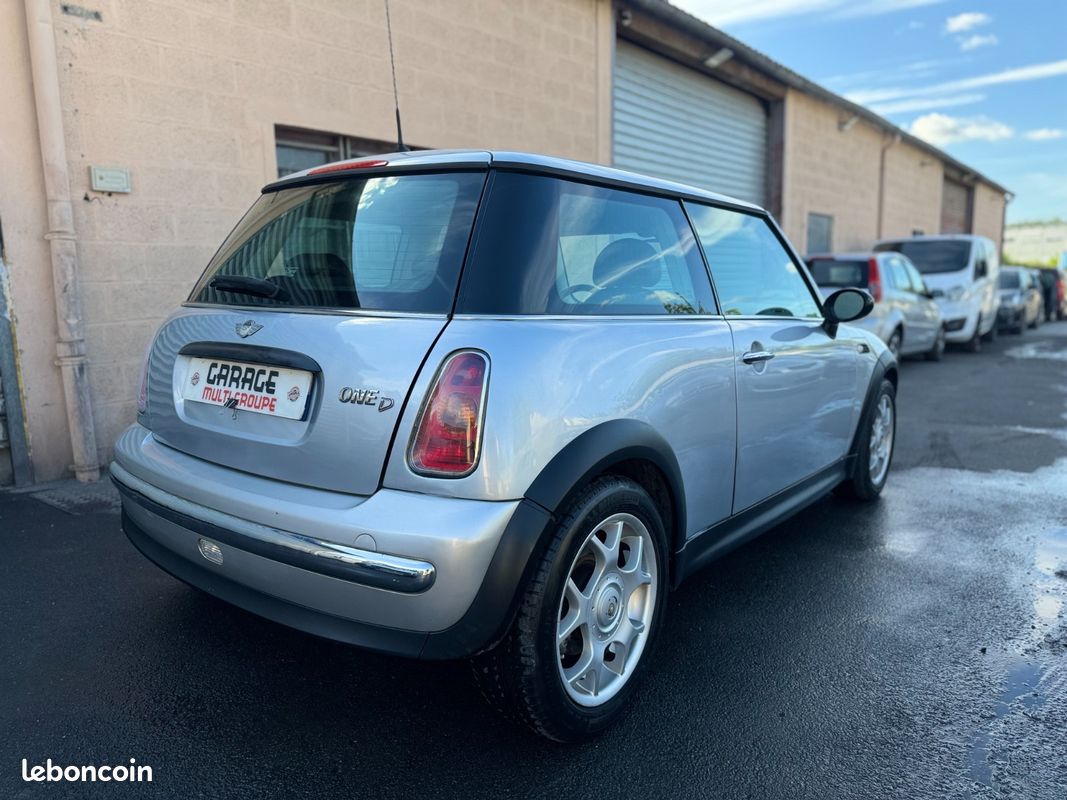 Mini cooper one d 1.4d 75ch r50 (image 4)