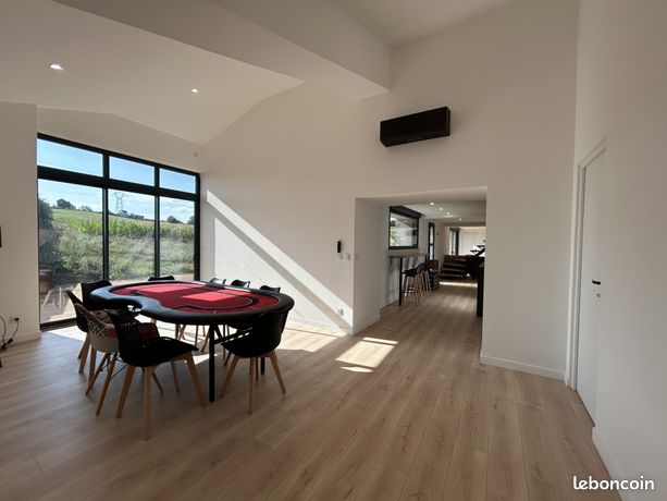 Maison 5 pièces 165 m²