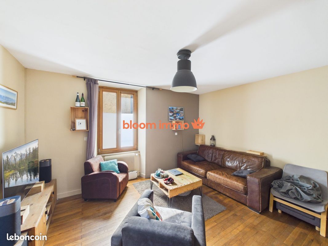 Appartement 2 pièces 58 m² · à Chambéry · 58 m² · 165 000 €