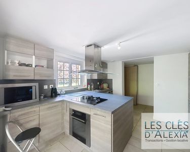 Maison 670 000 € - 229 m²