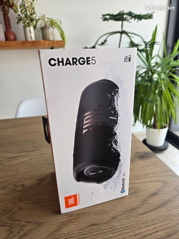JBL charge 5 Neuf avec facture (image 1)