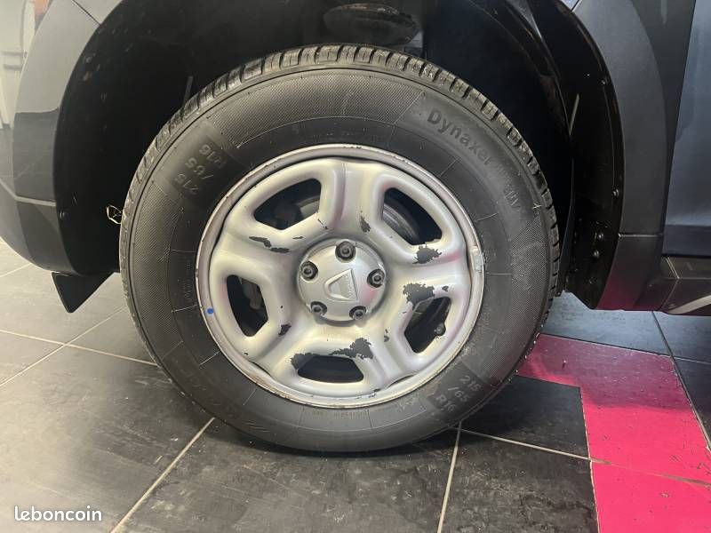 Dacia Duster Blue dCi 115 4x2 Essentiel (image 10)