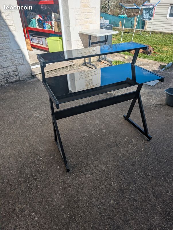 Bureau verre (image 1)