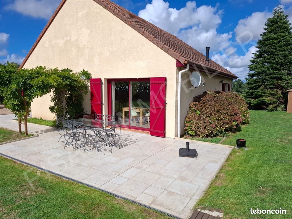 Maison 5 pièces 104 m² · à Beaurepaire · 104 m² · 298 000 €