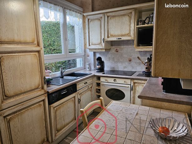 https://img.leboncoin.fr/api/v1/lbcpb1/images/90/af/69/90af69a1749c523fe4811d4d6f008aec8d6c1e35.jpg?rule=ad-image
