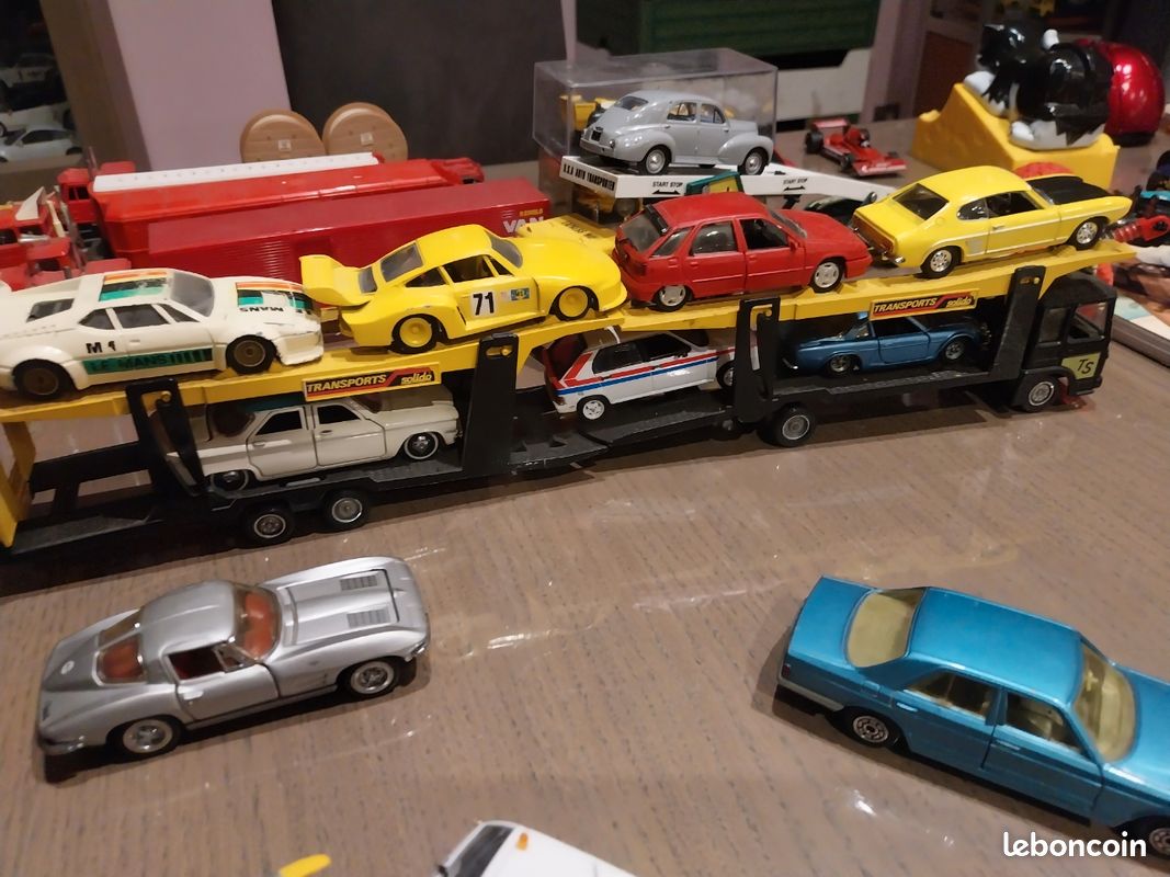 Coffret Solido 1/43 - Camion Saviem Porte-autos + 6 Voitures (ref 7026) - Neuf Sous Blister
