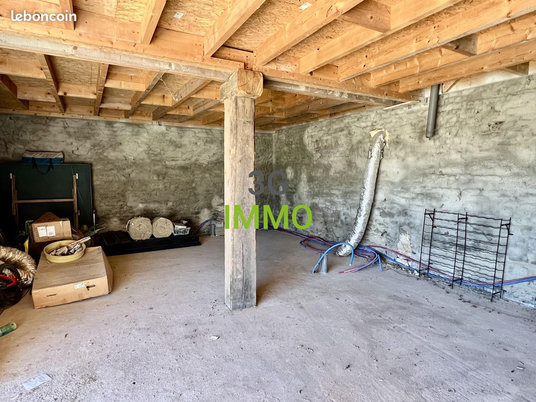 Longere a renover avec terrain constructible- st hilaire de gondilly (image 16)