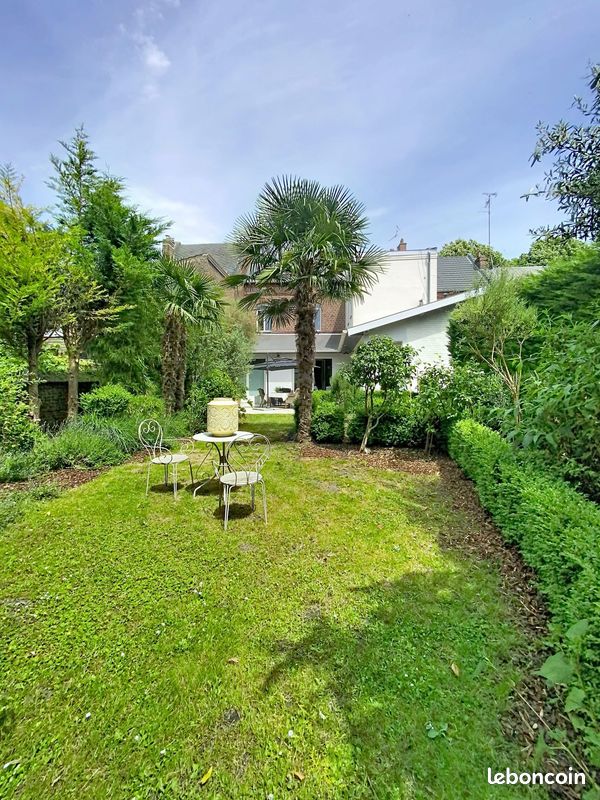 Maison 8 pièces 271 m² · à Cambrai · 271 m² · 436 000 €