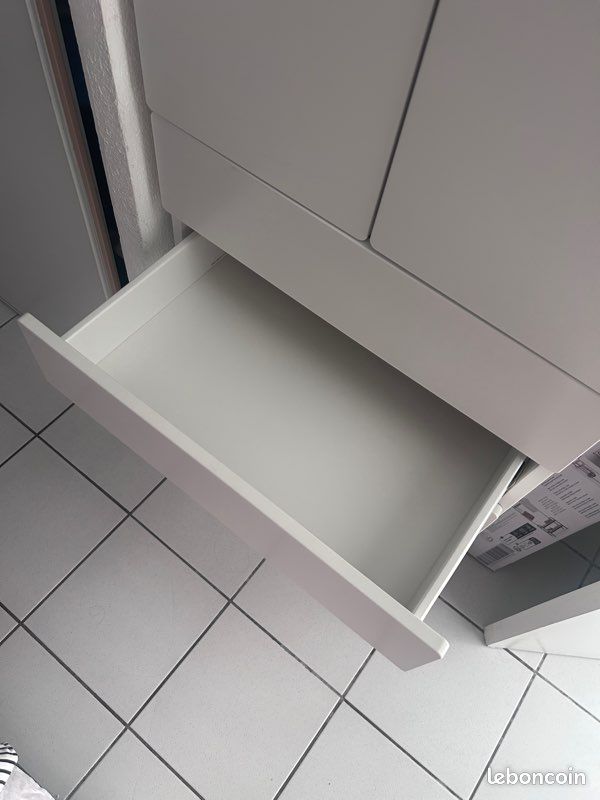 SMÅSTAD / PLATSA Armoire-penderie, blanc blanc/avec 4 tiroirs (image 4)