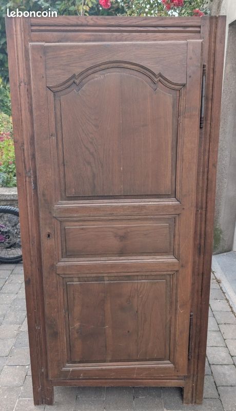 Belle armoire ancienne en bois massif / Style rustique (image 1)