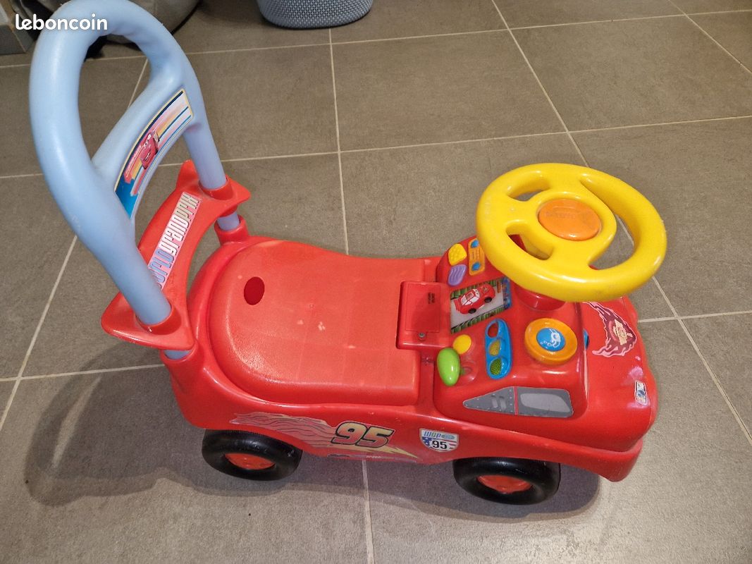 CARS Voiture Porteur trotteur Jeux Jouets