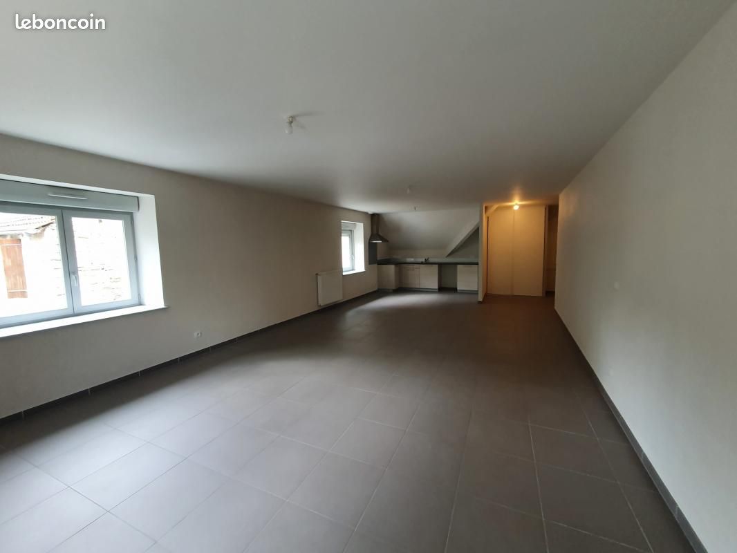 Appartement 3 pièces 82 m² · à Authume · 82 m² · 680 €/mois