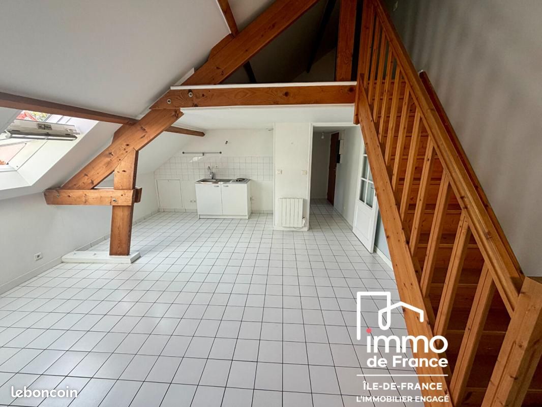 Appartement 1 pièce 28 m² · à Versailles · 28 m² · 208 000 €