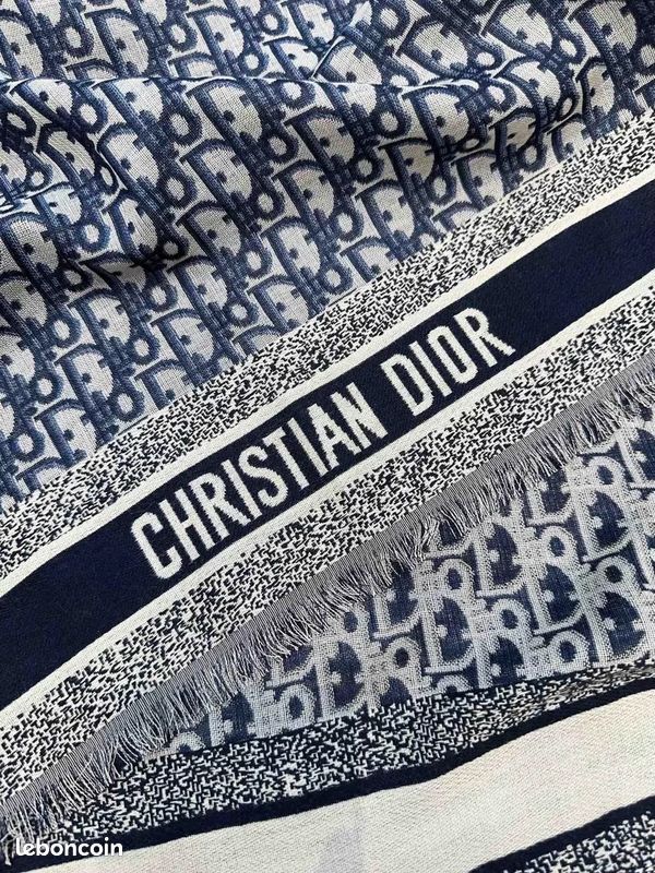 écharpe Dior (image 5)