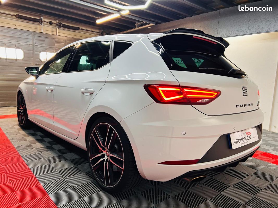 SEAT Leon Cupra 300 Phase 2 – 2.0 TSI 300 – Beats Audio – Garantie Cessible (image 7)