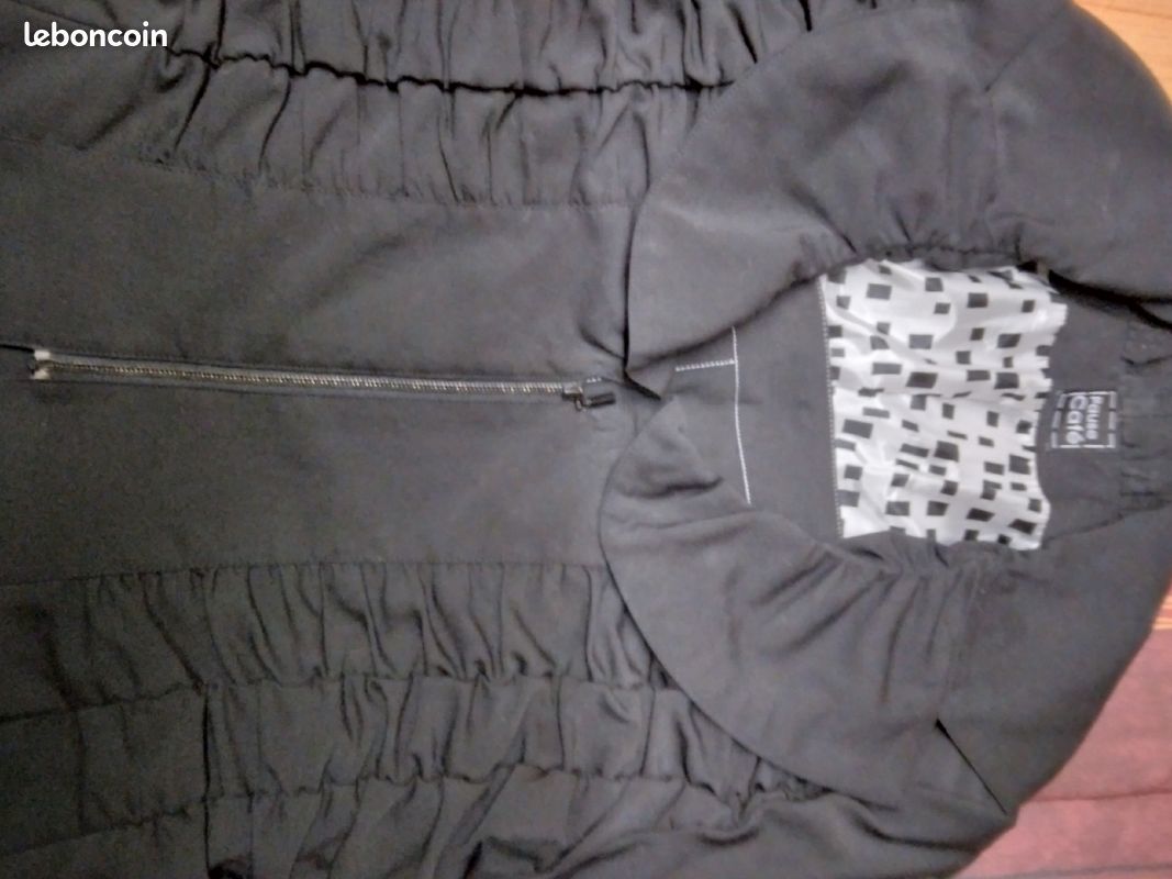 Ensemble Pause Café, t 44, noir,coton polyester. Très bon état (image 2)