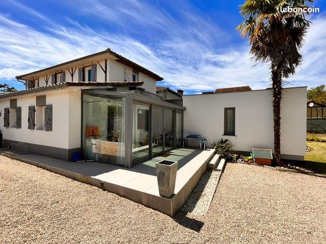 Maison 4 pièces 144 m² - Hagetmau 40700 (image principale 0)