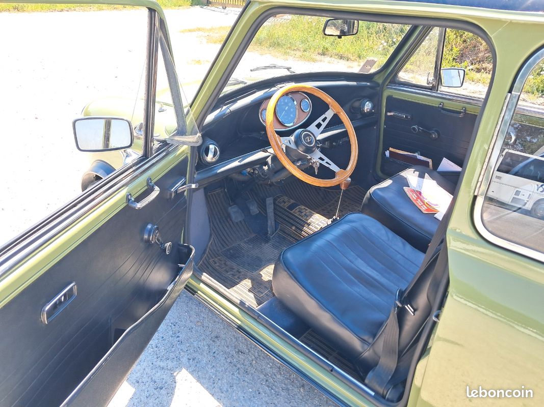 Mini austin 1001 INNOCENTI pré export - Voitures