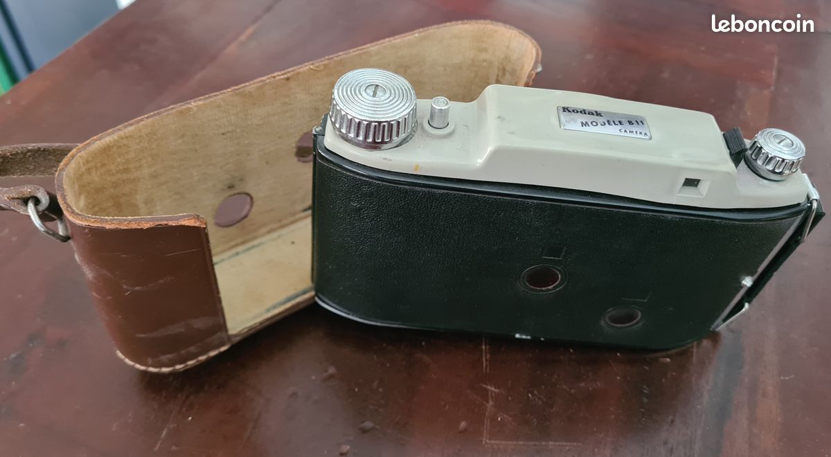 APPAREIL PHOTO KODAK a soufflet modele 2A + etui HOMA EUR 15,00