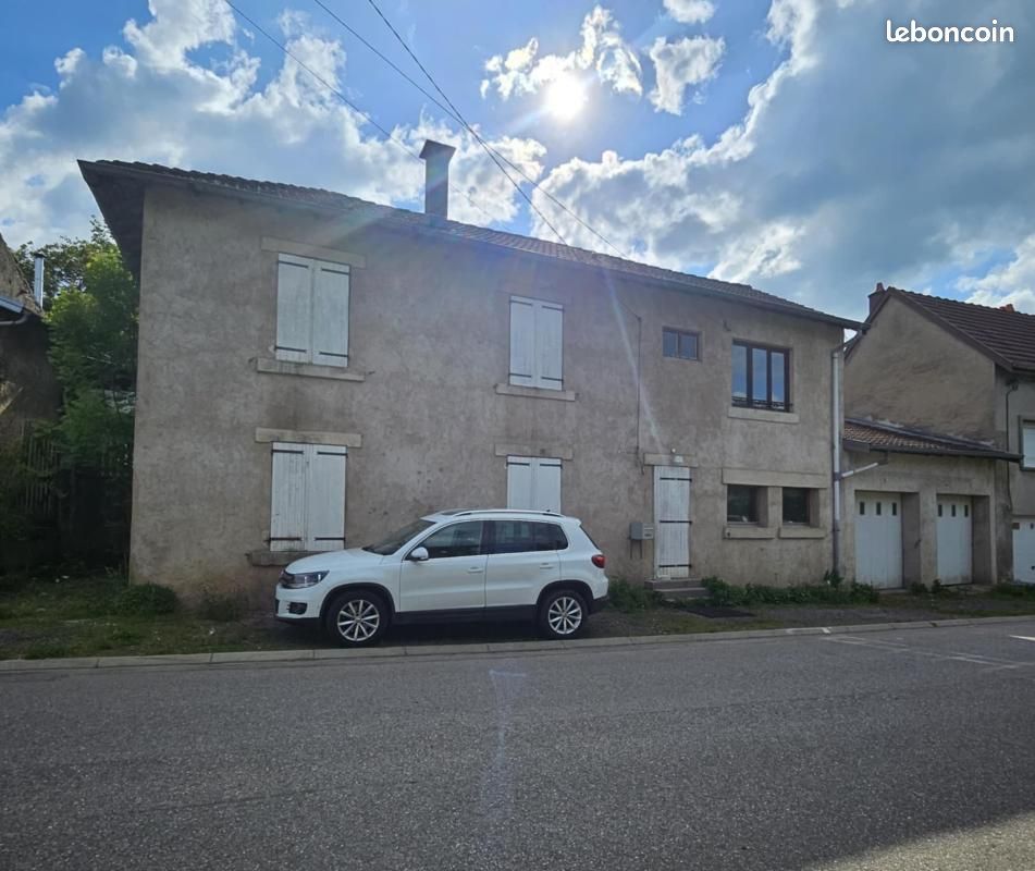 Maison 5 pièces 112 m² · à Mignéville · 112 m² · 35 000 €