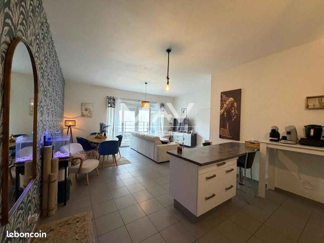 Appartement 4 pièces 100 m² · à Tourcoing · 100 m² · 157 500 €