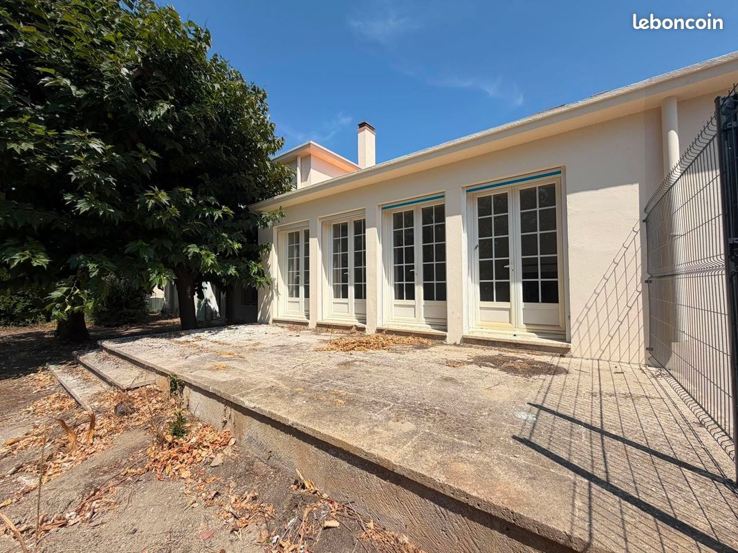Maison 5 pièces 136 m² · à Arles · 136 m² · 450 000 €