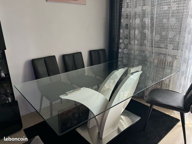 Grande Table à Manger Design en Verre et Laqué Blanc — 2m (image 1)
