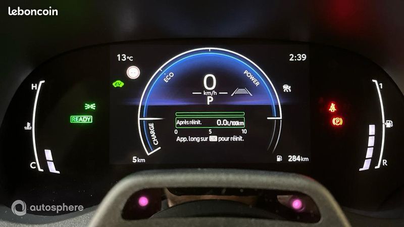 Toyota Yaris Cross 130h Design MY25 (image 10)