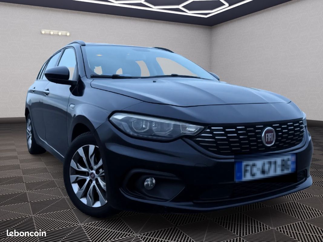 Fiat TIPO SW Lounge 1.6 JTDM 120 - GPS, Caméra, Clim Auto (image 3)