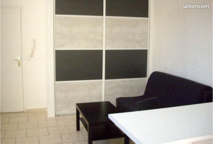Studio 1 pièce 22 m²