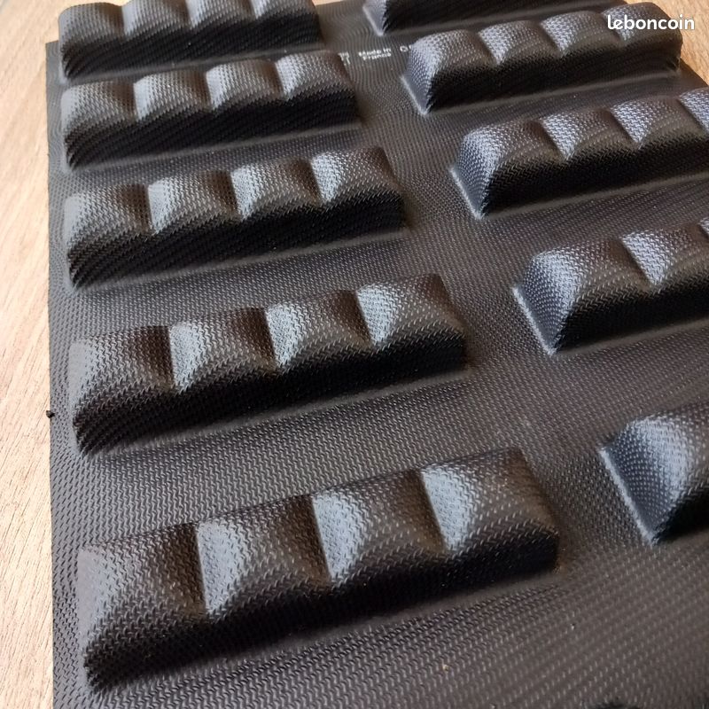 Moule Flexipan 48 bonbons demi-sphères 40 x 30 cm | La Bout