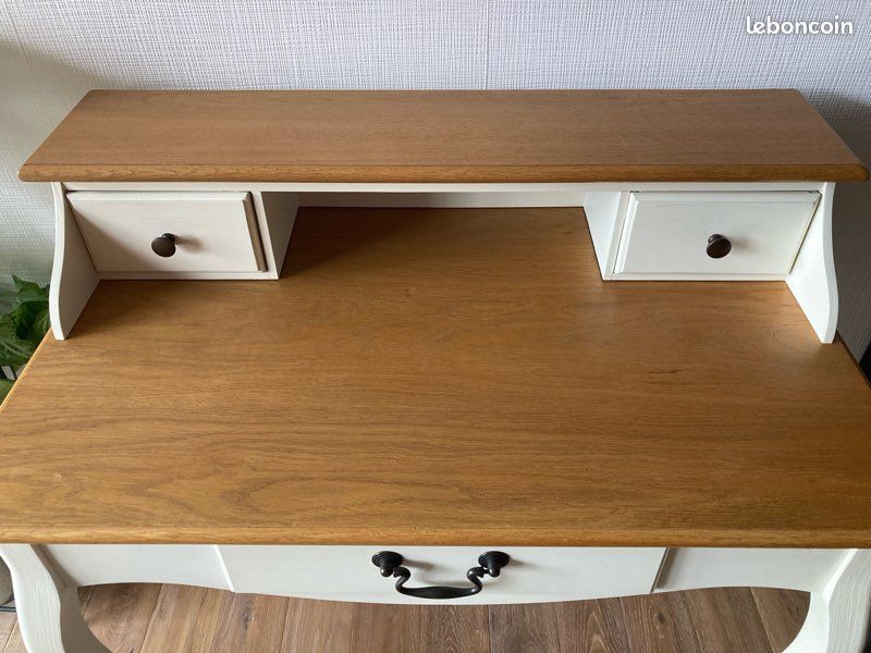 Bureau secrétaire à trois tiroirs (image 2)