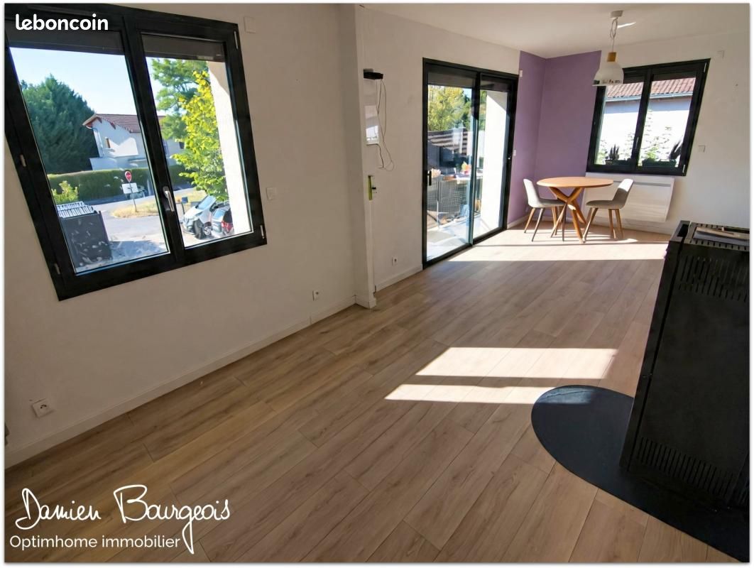 Appartement 4 pièces 75 m² · à Ségny · 75 m² · 1 950 €/mois