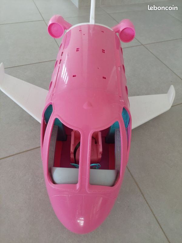 Avion de Barbie (image 1)