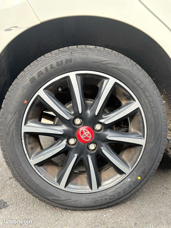 Toyota Aygo 1.0 VVT (image 11)