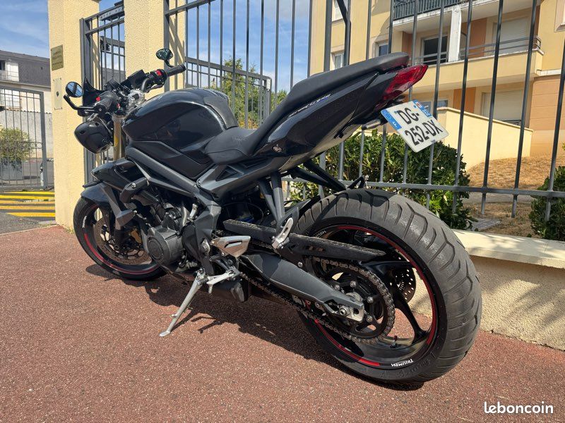 A vendre Triumph Street Triple 675 ABS 2014 (image 2)