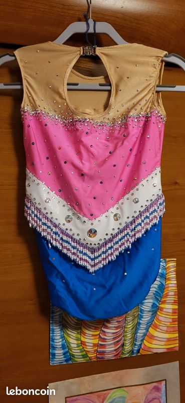 Justaucorps de twirling 10/12 ans selon la morphologie (image 3)
