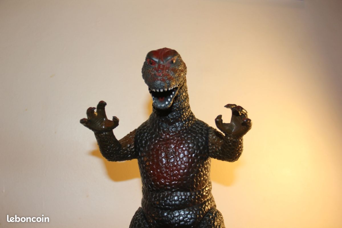 Figurine godzilla dormei 1986 (image 1)