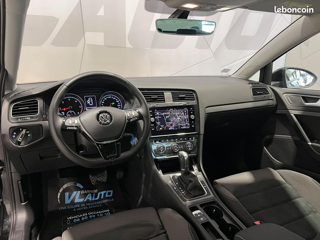 VOLKSWAGEN GOLF 1.6 TDI 115 FAP DSG7 Confortline (image 13)