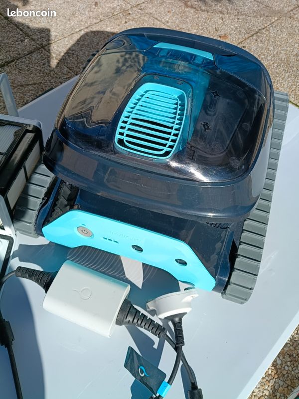 Robot piscine Dolphin liberty 400 (image 1)