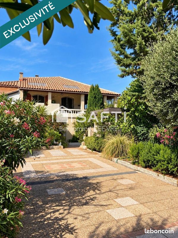 Maison 12 pièces 300 m² · à Septèmes-les-Vallons · 300 m² · 980 000 €