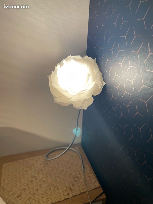 2 lampes de chevets forme fleurs (image 7)