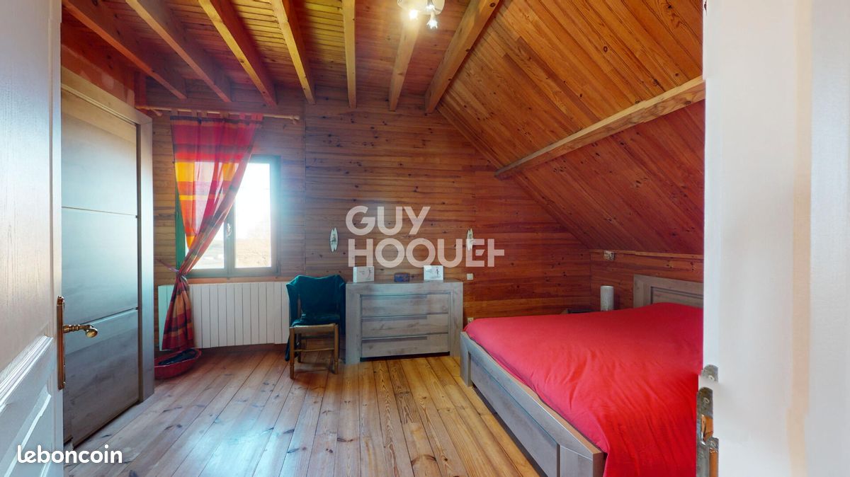 Propriété 6 pièces 212 m² - Aubin 64230 (image principale 9)