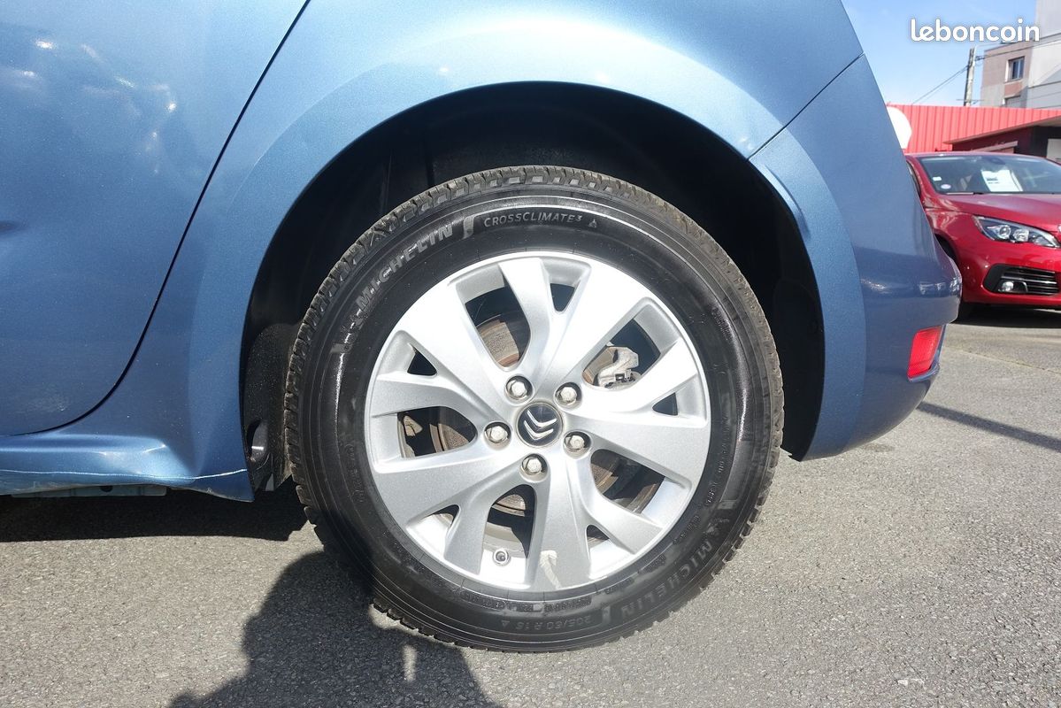 Citroen C4 PICASSO PURETECH 130CH INTENSIVE S&S (image 19)