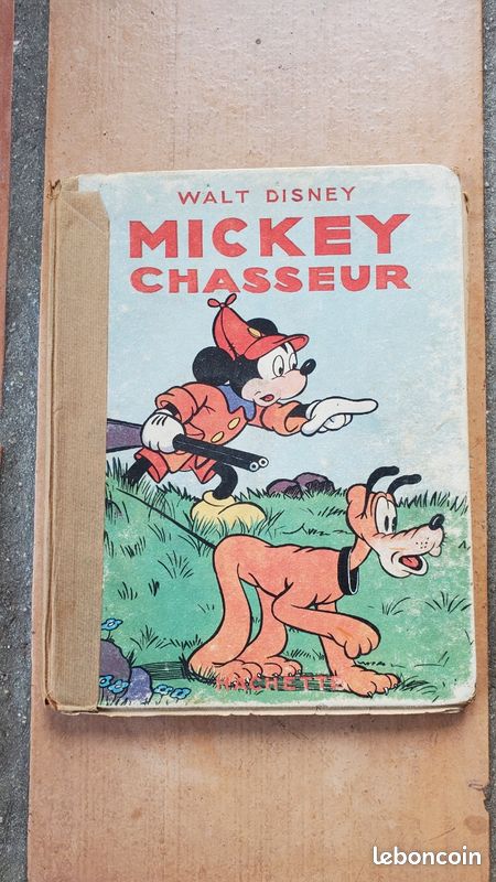 Livre Mickey chasseur Walt Disney 1945 (image 1)