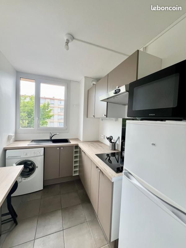 Appartement 3 pièces 50 m² · à Pessac · 50 m² · 1 090 €