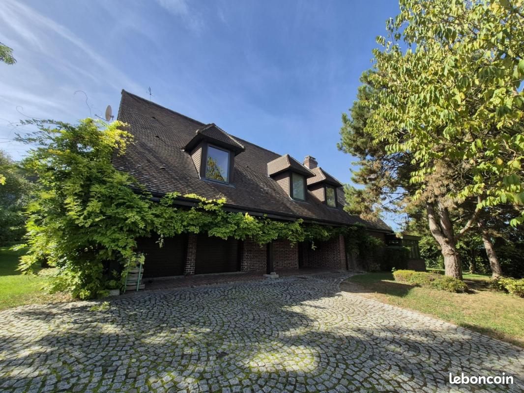 Maison 6 pièces 271 m² · à Bouvigny-Boyeffles · 271 m² · 1 800 €/mois