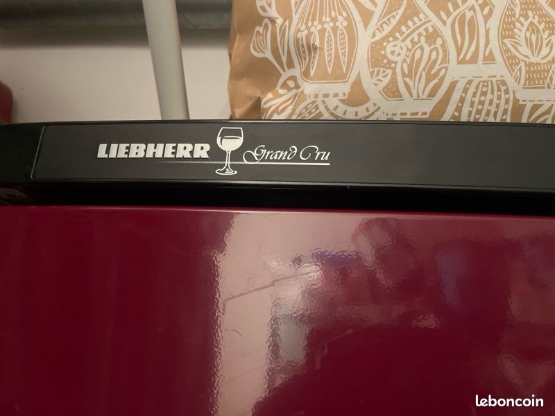 Cave à vin LIEBHERR 6 clayettes bordeaux (image 4)