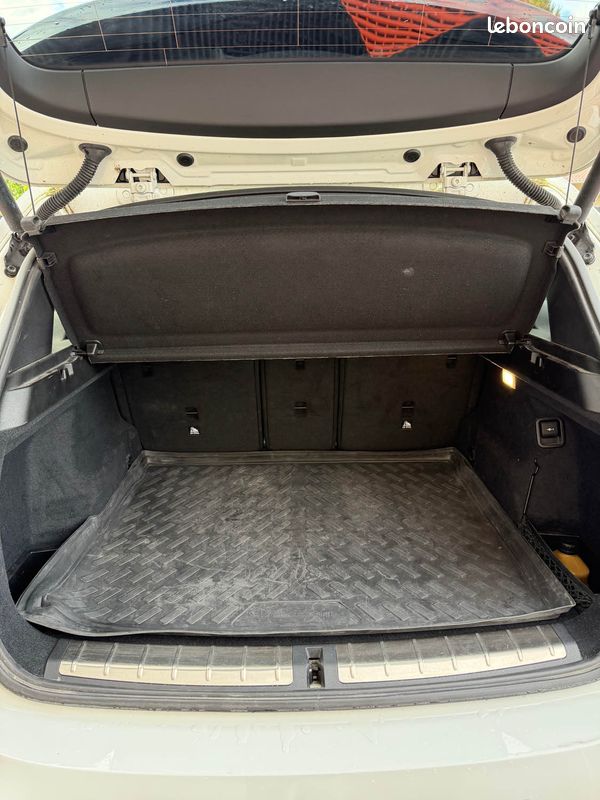 BMW X1 sDrive 18iA 140ch M Sport DKG7 (image 17)